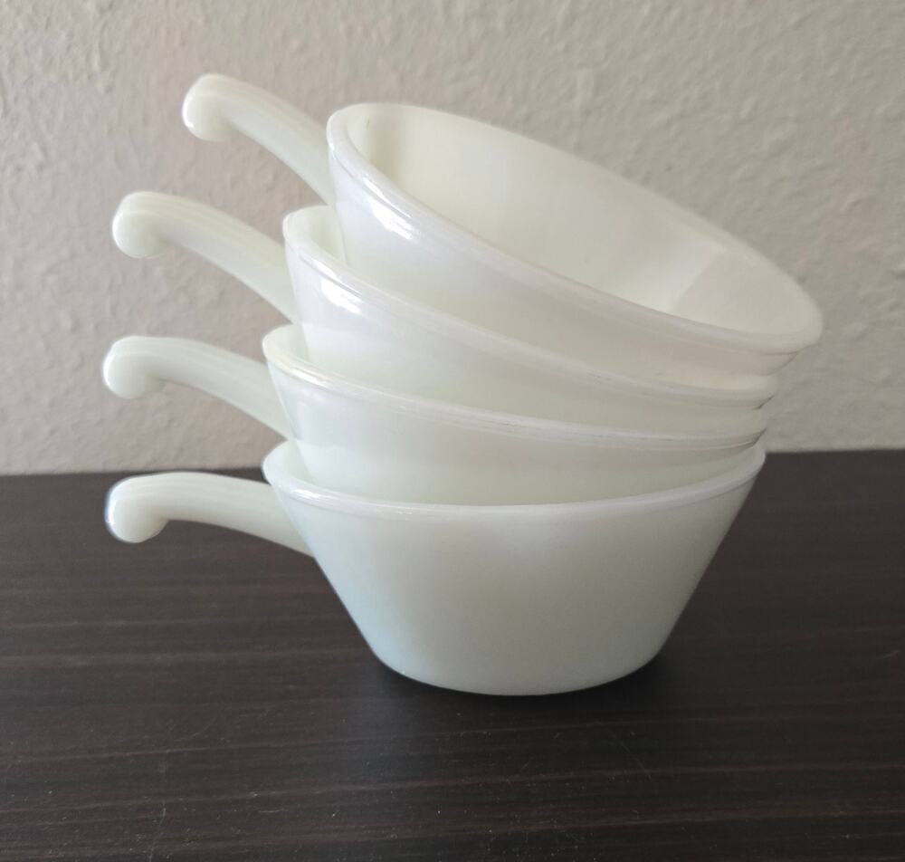 Vintage Anchor Hocking Fire-King white milk glass bowls